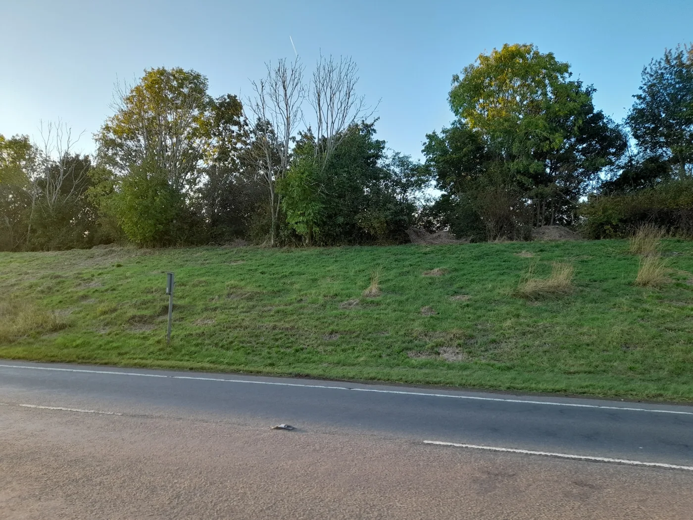 The A423 Southam bypass. The new roundabout and crossing would be built on this road.